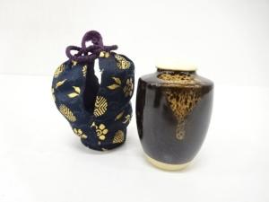 肩衝茶入